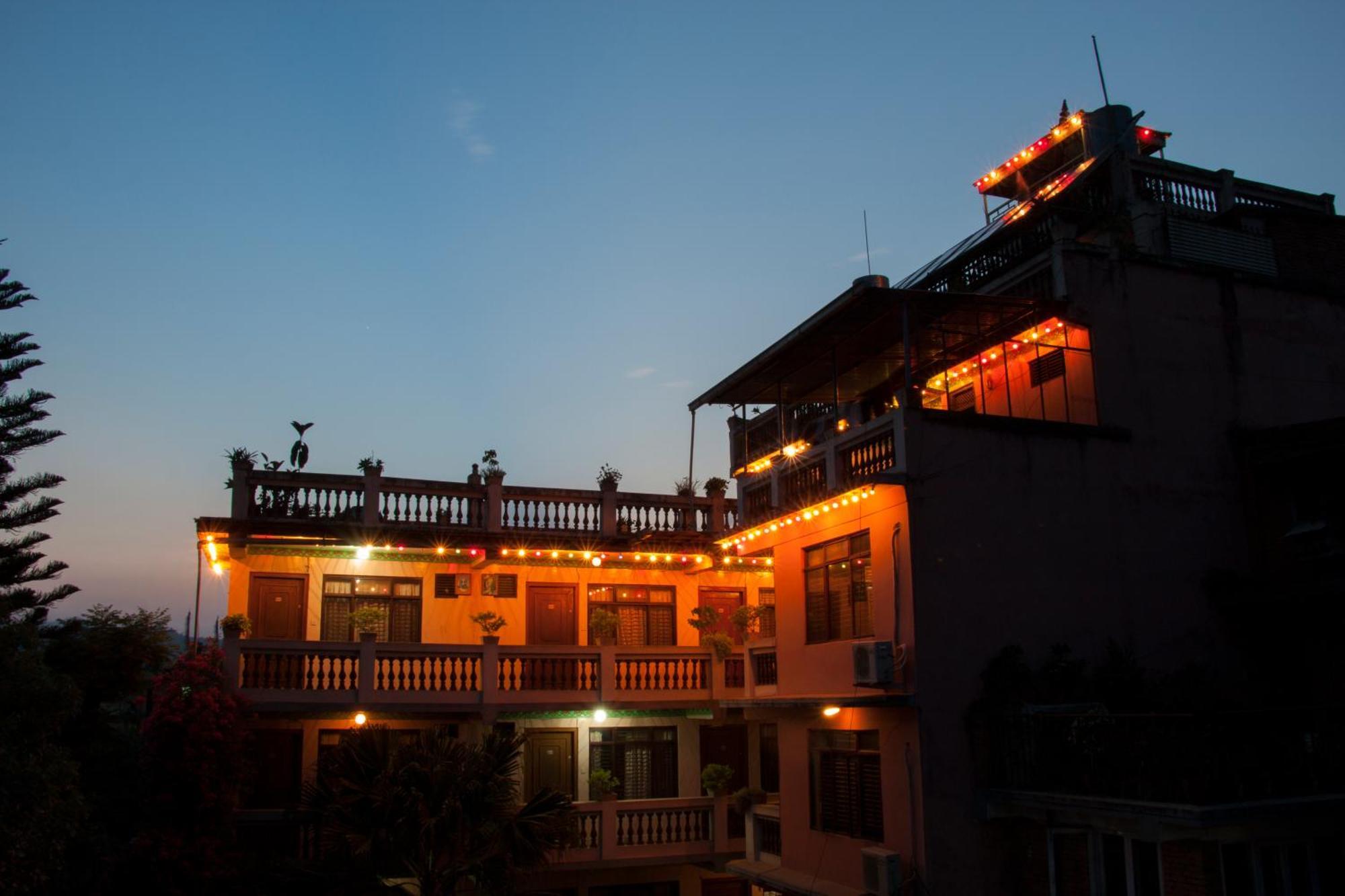 Hotel Metropolitan Kantipur Kathmandu Exterior foto